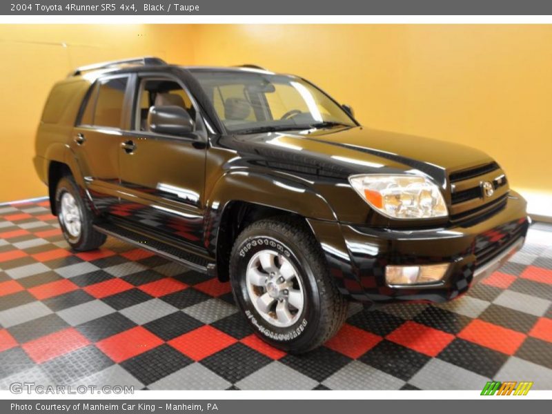 Black / Taupe 2004 Toyota 4Runner SR5 4x4