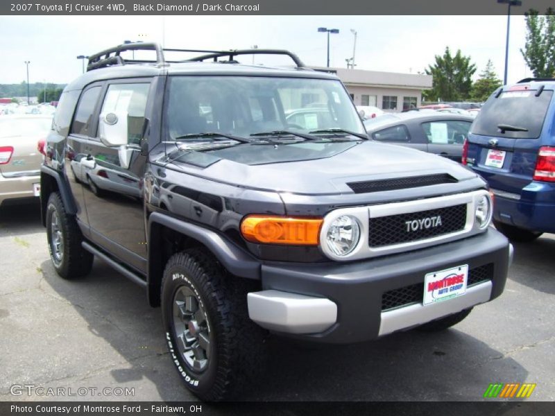 Black Diamond / Dark Charcoal 2007 Toyota FJ Cruiser 4WD