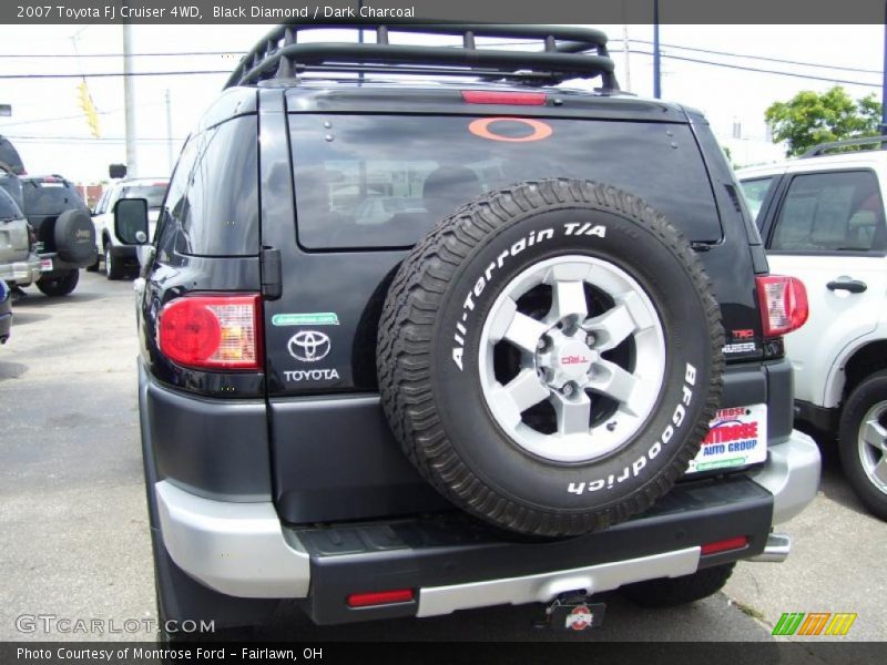 Black Diamond / Dark Charcoal 2007 Toyota FJ Cruiser 4WD