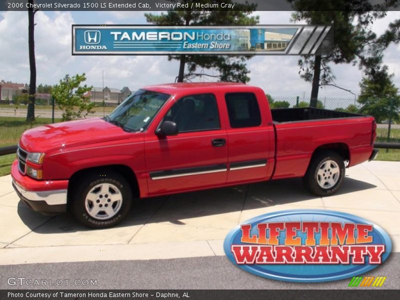 Victory Red / Medium Gray 2006 Chevrolet Silverado 1500 LS Extended Cab