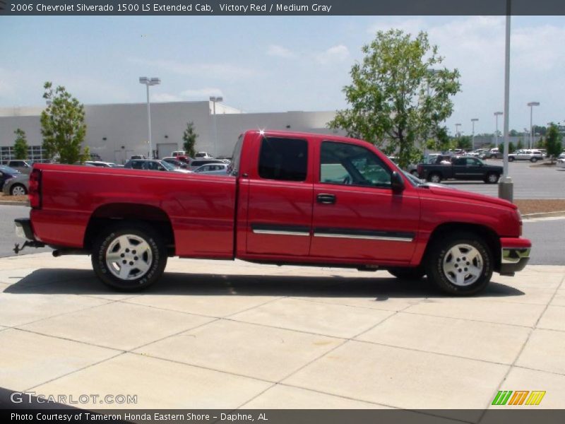 Victory Red / Medium Gray 2006 Chevrolet Silverado 1500 LS Extended Cab