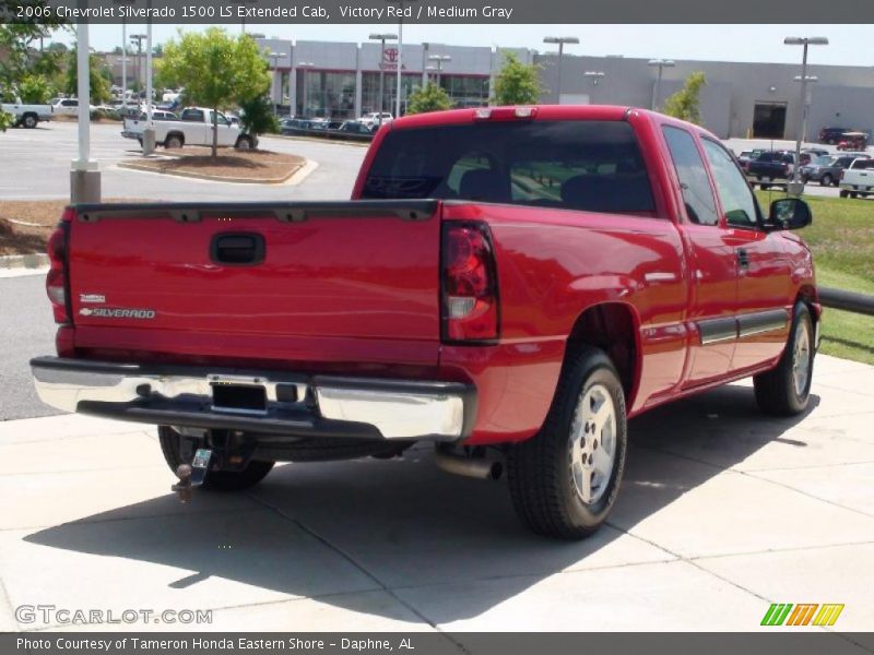 Victory Red / Medium Gray 2006 Chevrolet Silverado 1500 LS Extended Cab