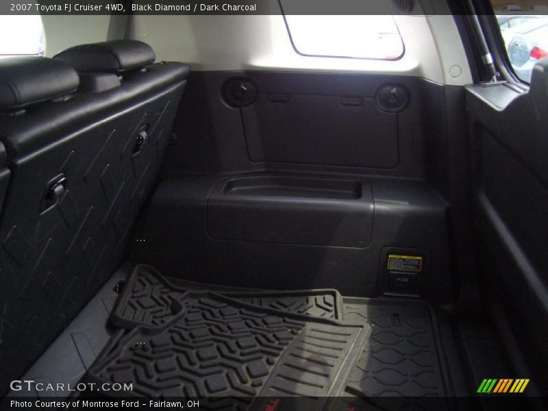 Black Diamond / Dark Charcoal 2007 Toyota FJ Cruiser 4WD