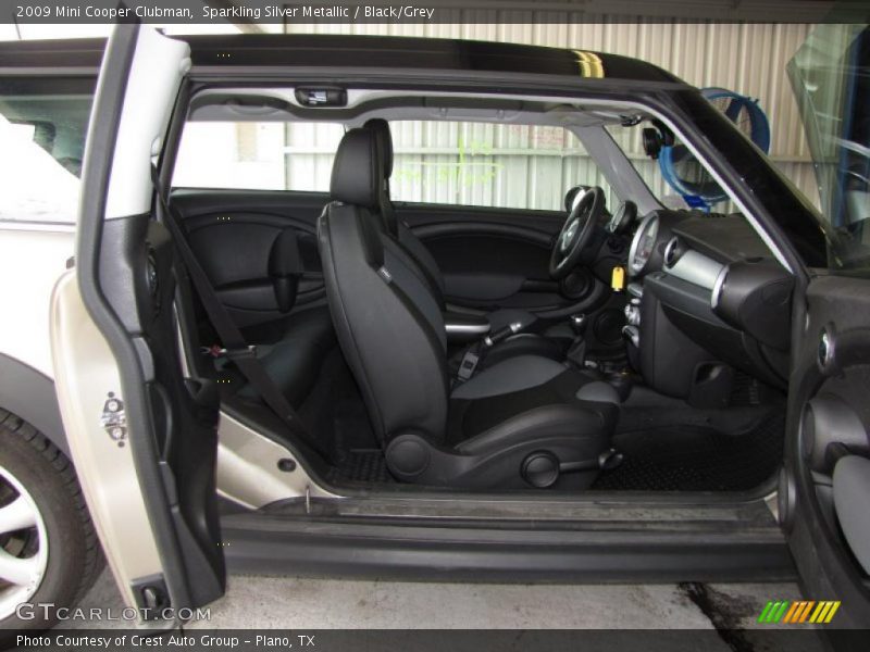 Sparkling Silver Metallic / Black/Grey 2009 Mini Cooper Clubman