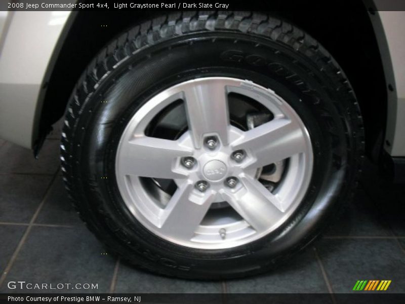 Light Graystone Pearl / Dark Slate Gray 2008 Jeep Commander Sport 4x4