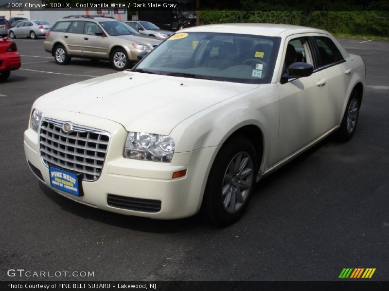 Cool Vanilla White / Dark Slate Gray 2008 Chrysler 300 LX