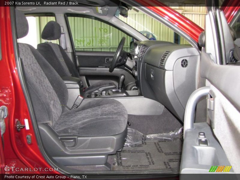 Radiant Red / Black 2007 Kia Sorento LX