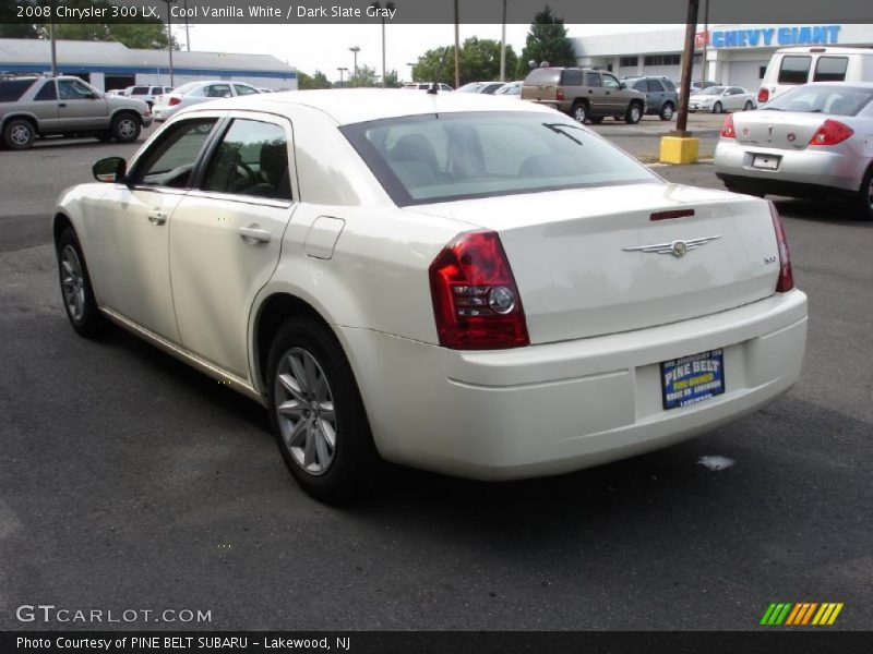 Cool Vanilla White / Dark Slate Gray 2008 Chrysler 300 LX