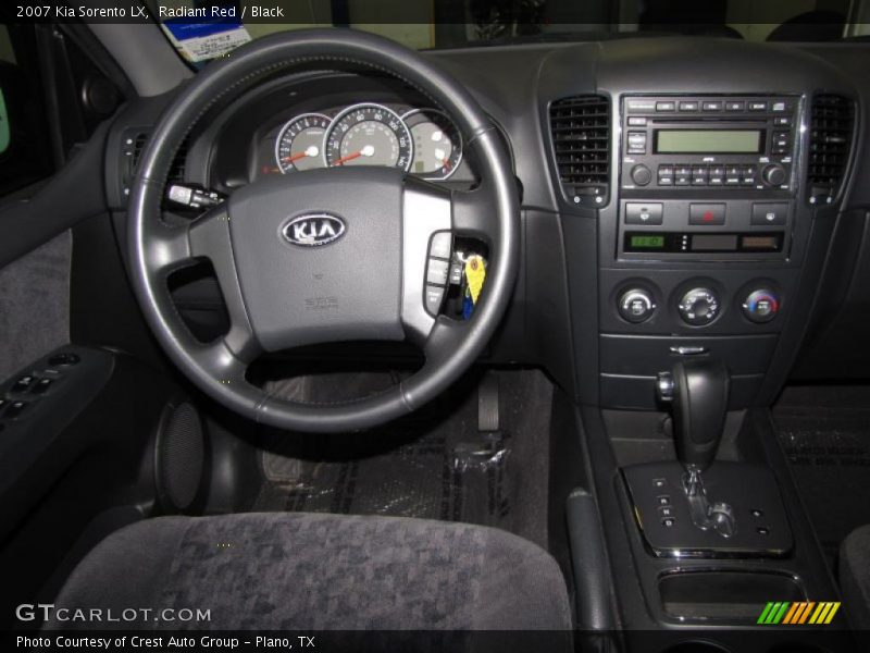 Radiant Red / Black 2007 Kia Sorento LX