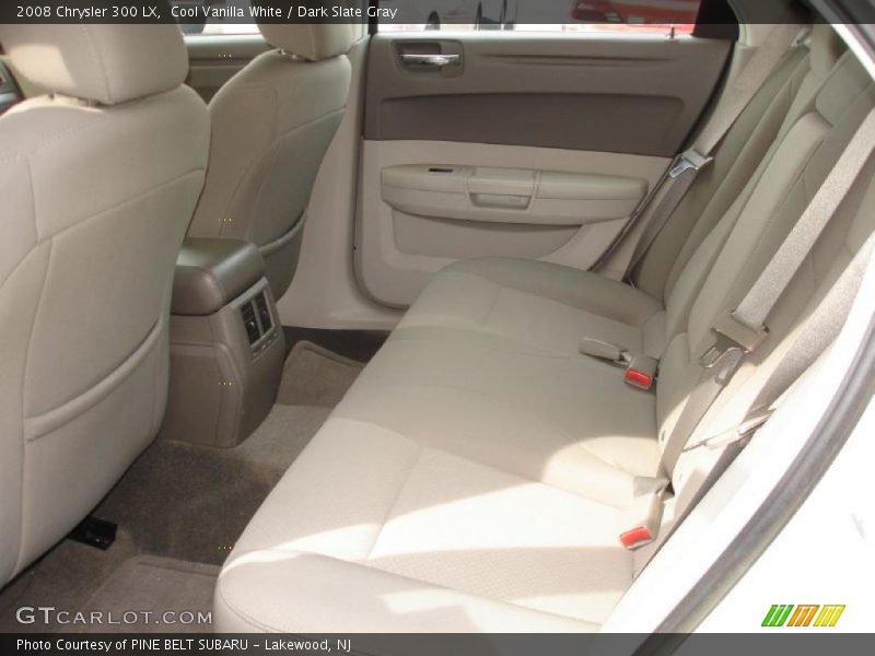 Cool Vanilla White / Dark Slate Gray 2008 Chrysler 300 LX