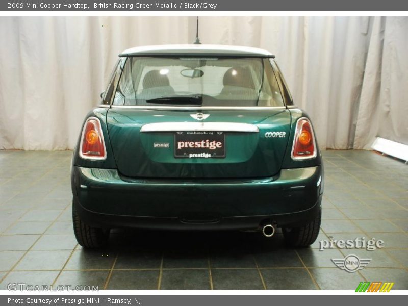 British Racing Green Metallic / Black/Grey 2009 Mini Cooper Hardtop