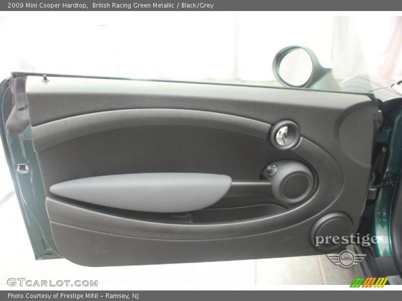 British Racing Green Metallic / Black/Grey 2009 Mini Cooper Hardtop