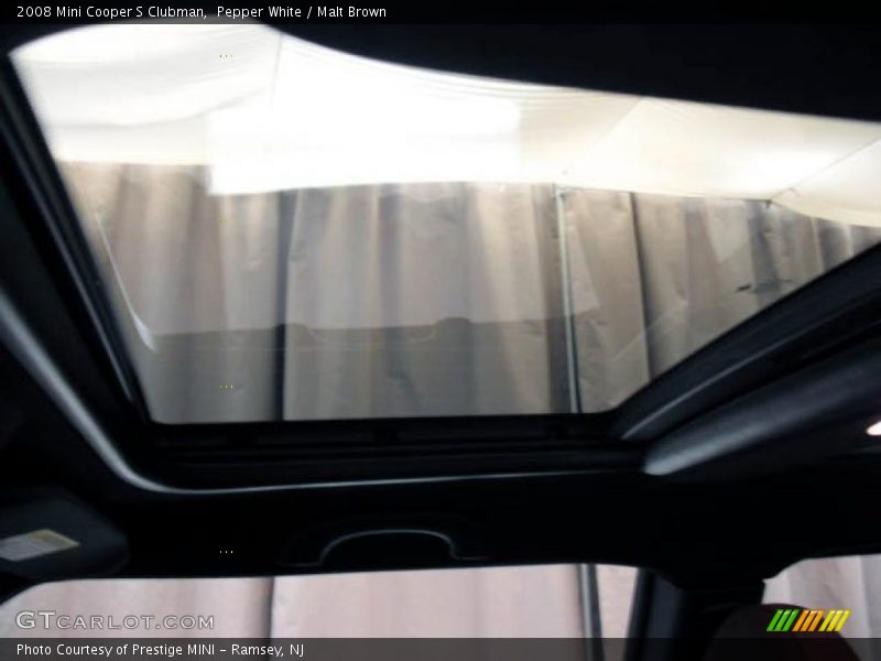 Pepper White / Malt Brown 2008 Mini Cooper S Clubman