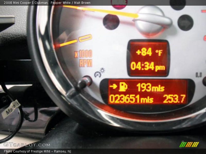 Pepper White / Malt Brown 2008 Mini Cooper S Clubman
