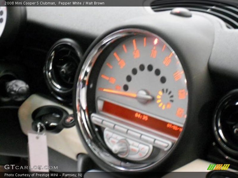 Pepper White / Malt Brown 2008 Mini Cooper S Clubman