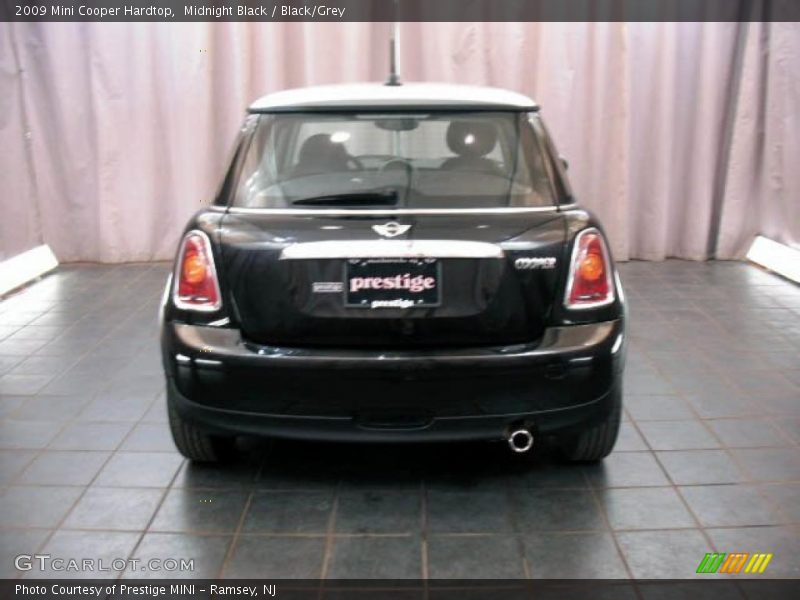 Midnight Black / Black/Grey 2009 Mini Cooper Hardtop