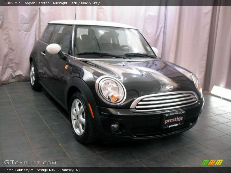 Midnight Black / Black/Grey 2009 Mini Cooper Hardtop