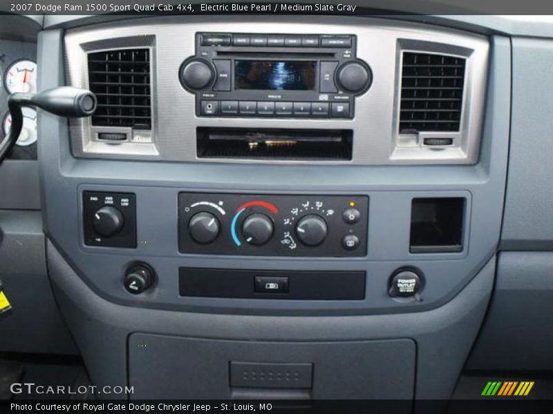 Electric Blue Pearl / Medium Slate Gray 2007 Dodge Ram 1500 Sport Quad Cab 4x4