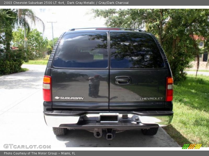 Dark Gray Metallic / Gray/Dark Charcoal 2003 Chevrolet Suburban 2500 LT 4x4
