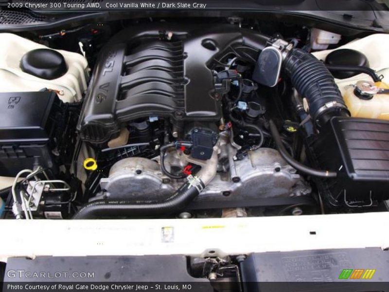 Cool Vanilla White / Dark Slate Gray 2009 Chrysler 300 Touring AWD