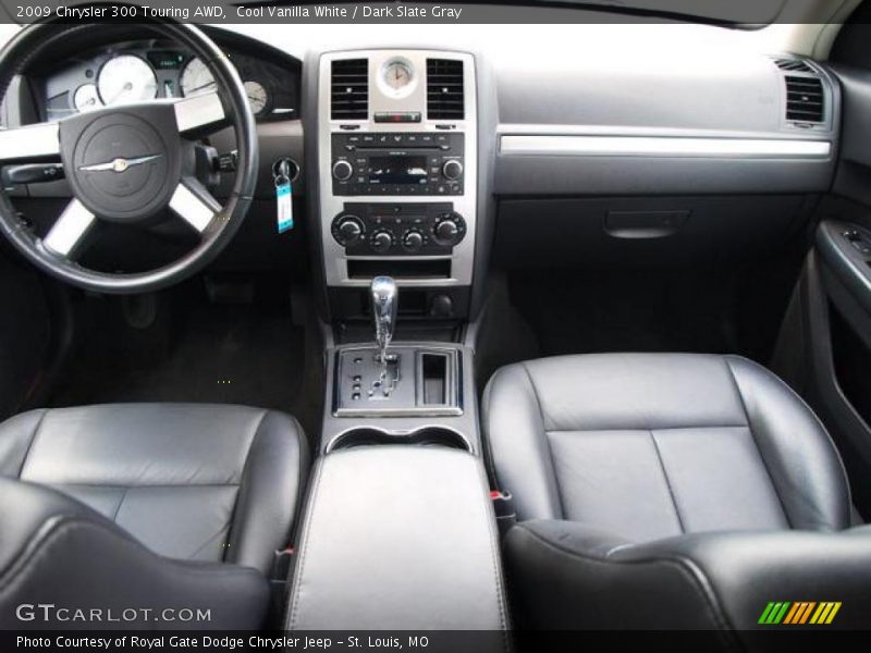 Cool Vanilla White / Dark Slate Gray 2009 Chrysler 300 Touring AWD