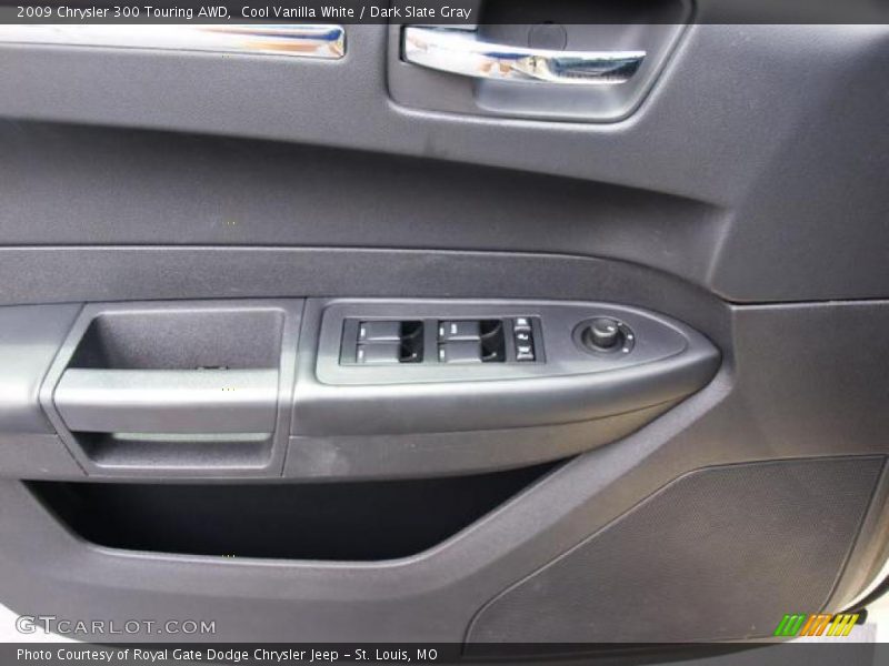 Cool Vanilla White / Dark Slate Gray 2009 Chrysler 300 Touring AWD