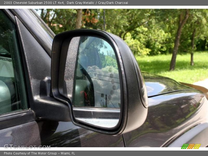 Dark Gray Metallic / Gray/Dark Charcoal 2003 Chevrolet Suburban 2500 LT 4x4