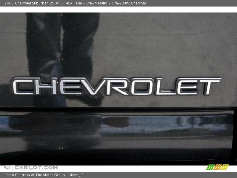 Dark Gray Metallic / Gray/Dark Charcoal 2003 Chevrolet Suburban 2500 LT 4x4