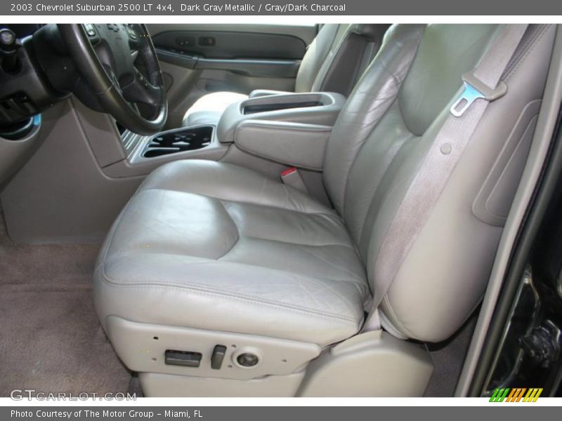 Dark Gray Metallic / Gray/Dark Charcoal 2003 Chevrolet Suburban 2500 LT 4x4