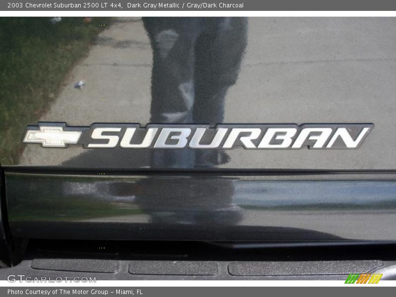 Dark Gray Metallic / Gray/Dark Charcoal 2003 Chevrolet Suburban 2500 LT 4x4