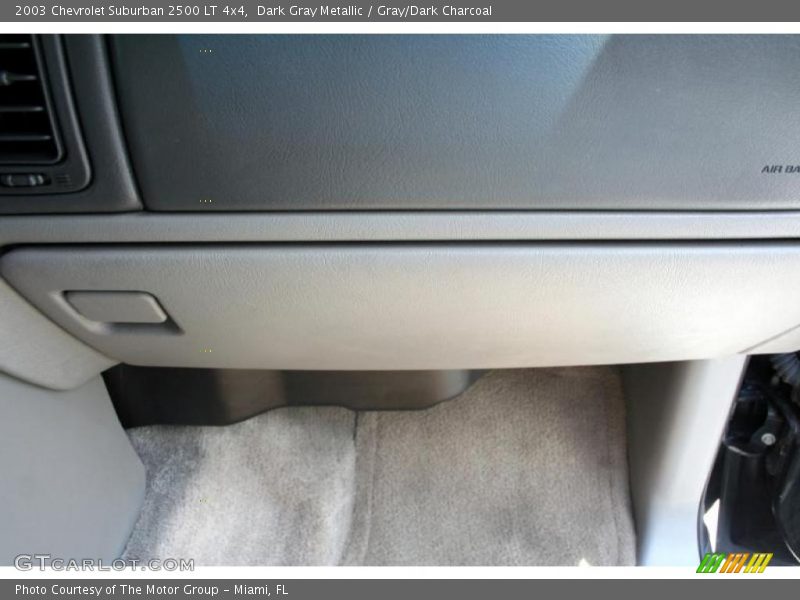 Dark Gray Metallic / Gray/Dark Charcoal 2003 Chevrolet Suburban 2500 LT 4x4