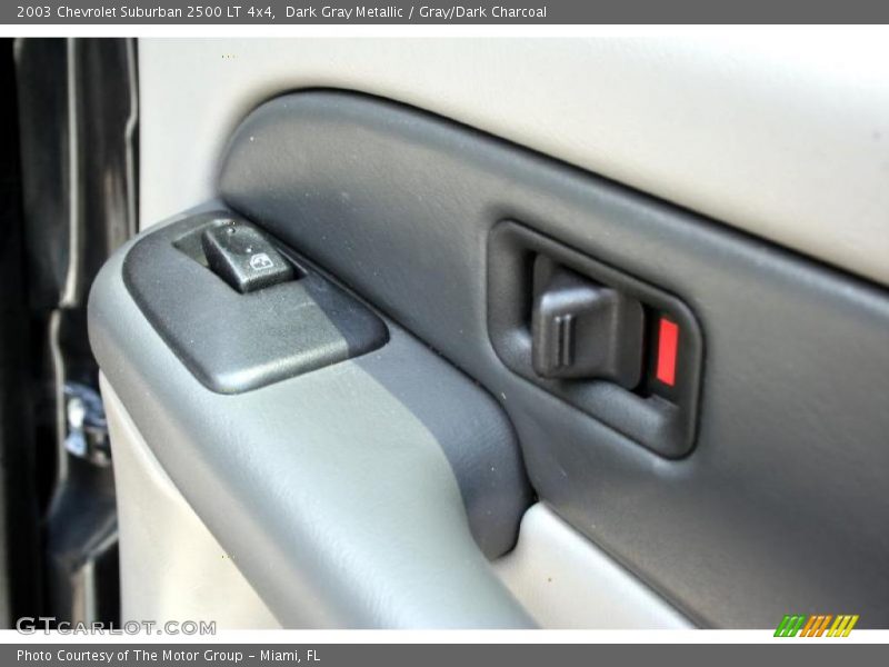 Dark Gray Metallic / Gray/Dark Charcoal 2003 Chevrolet Suburban 2500 LT 4x4