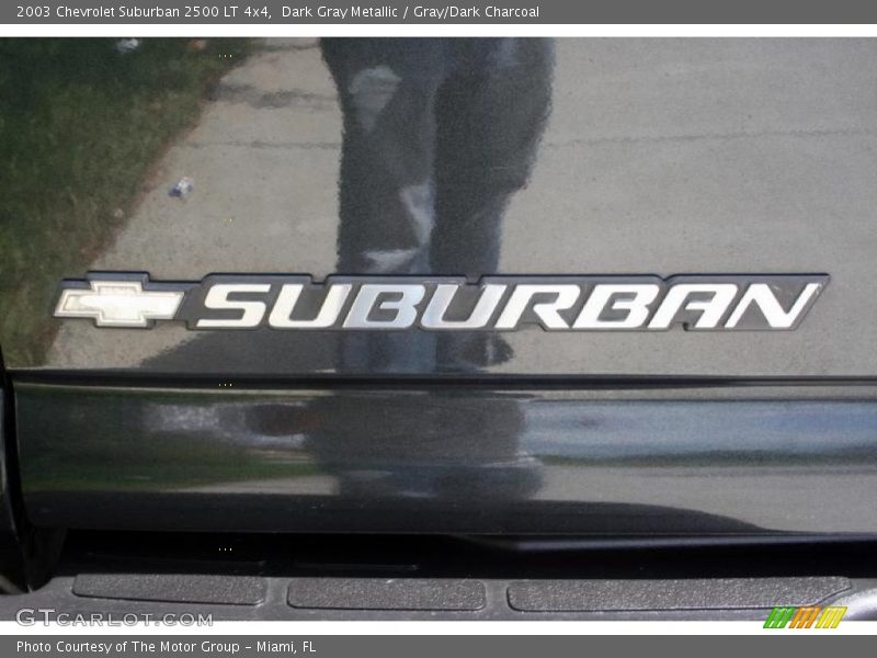 Dark Gray Metallic / Gray/Dark Charcoal 2003 Chevrolet Suburban 2500 LT 4x4