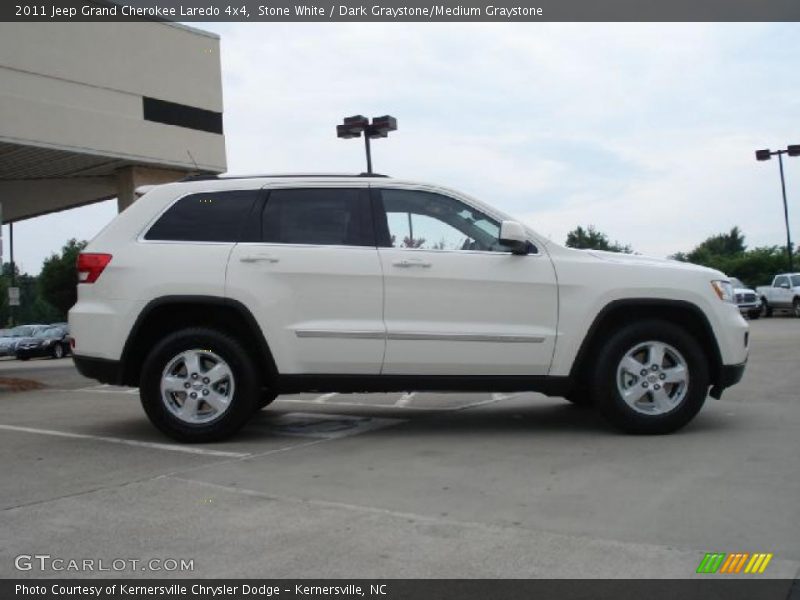 Stone White / Dark Graystone/Medium Graystone 2011 Jeep Grand Cherokee Laredo 4x4