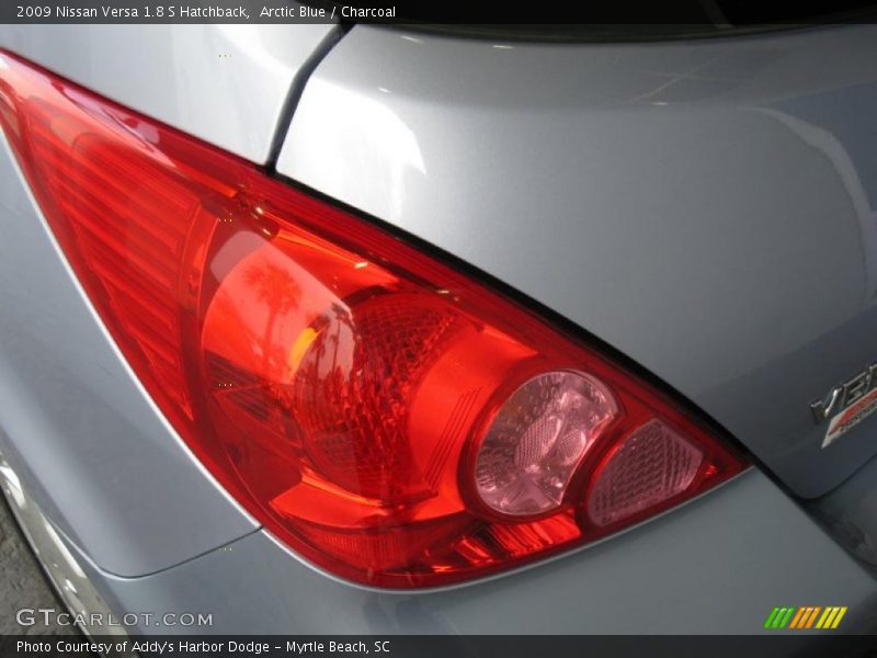 Arctic Blue / Charcoal 2009 Nissan Versa 1.8 S Hatchback