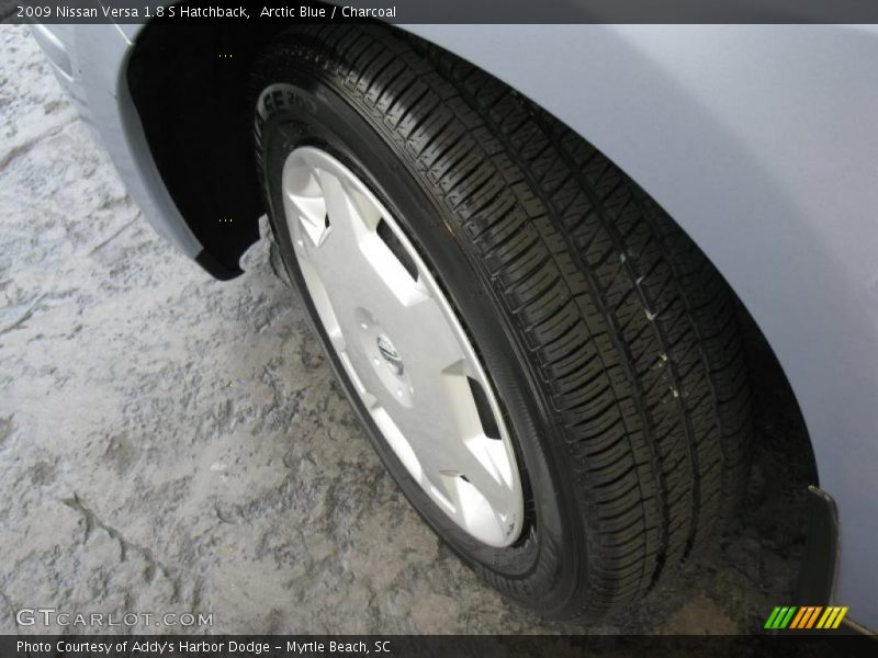Arctic Blue / Charcoal 2009 Nissan Versa 1.8 S Hatchback