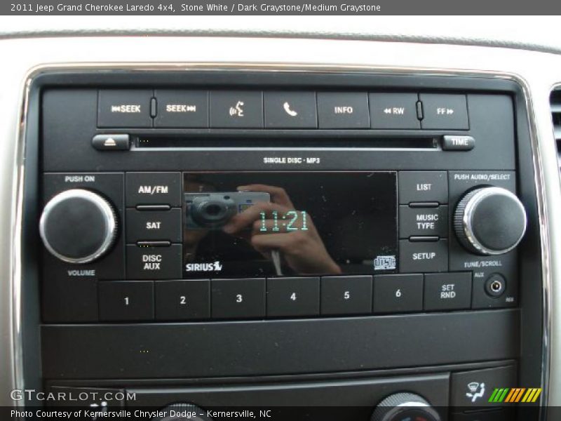 Stone White / Dark Graystone/Medium Graystone 2011 Jeep Grand Cherokee Laredo 4x4
