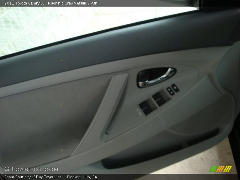 Magnetic Gray Metallic / Ash 2011 Toyota Camry LE
