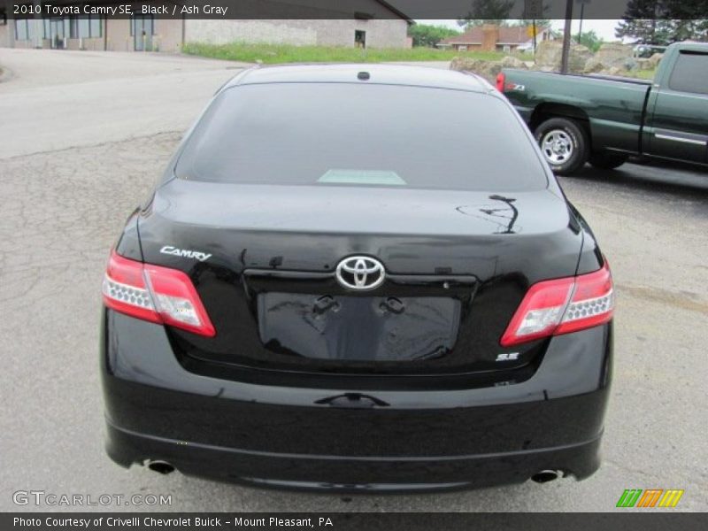 Black / Ash Gray 2010 Toyota Camry SE