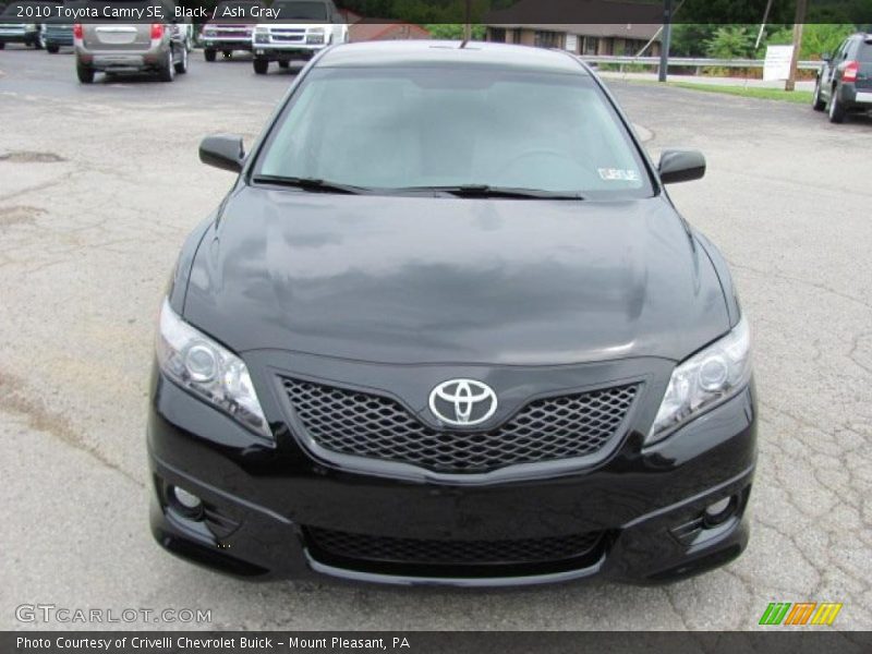Black / Ash Gray 2010 Toyota Camry SE