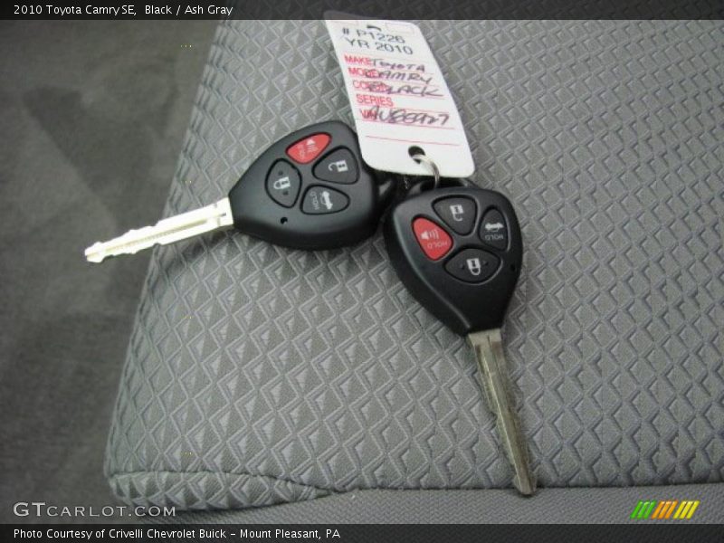Black / Ash Gray 2010 Toyota Camry SE