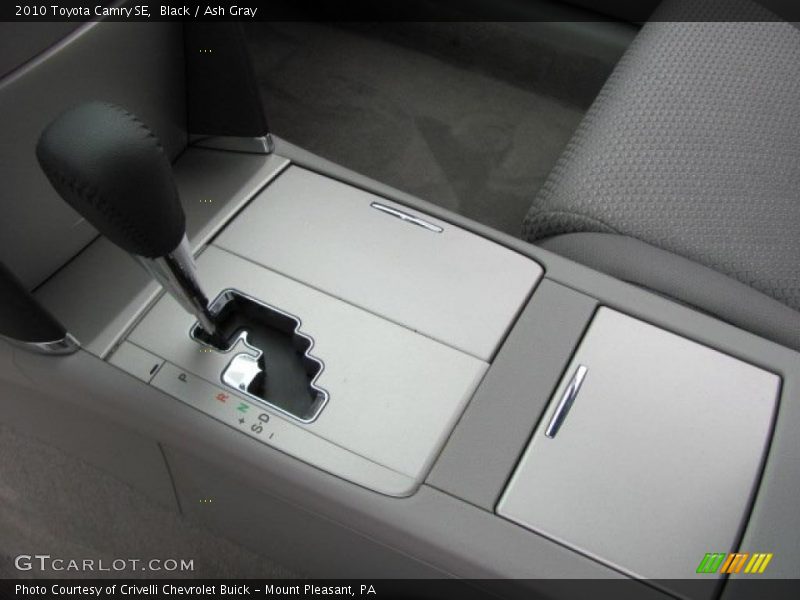 Black / Ash Gray 2010 Toyota Camry SE