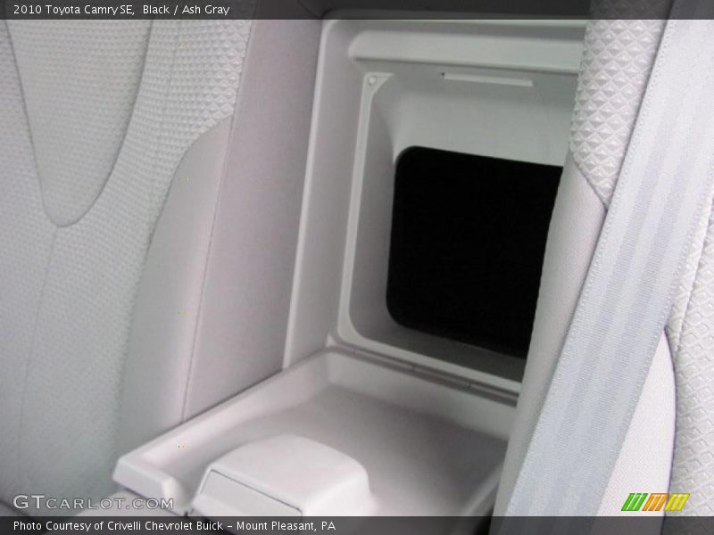Black / Ash Gray 2010 Toyota Camry SE