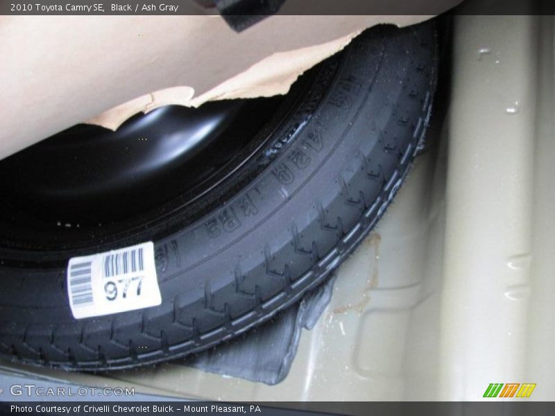 Black / Ash Gray 2010 Toyota Camry SE