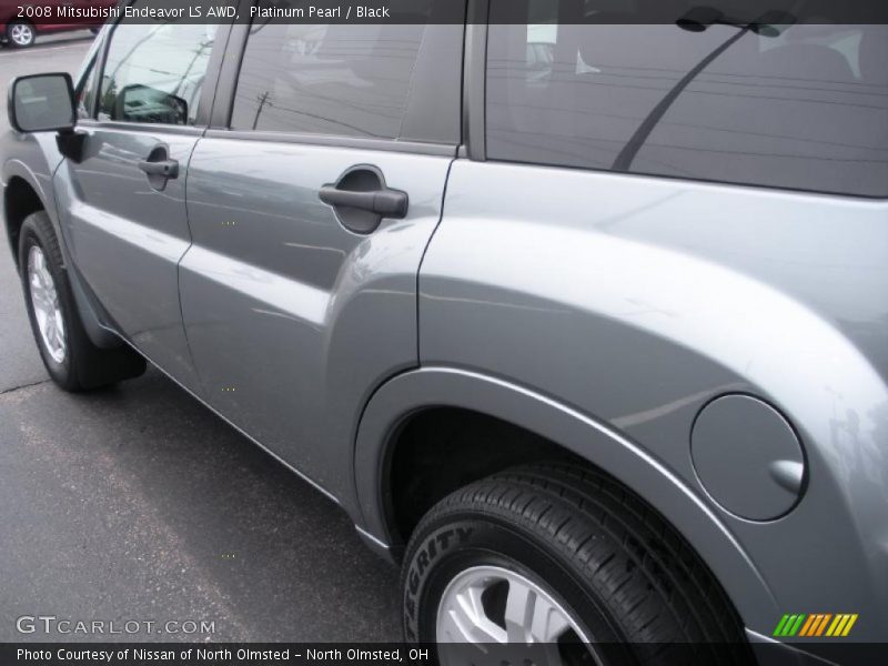Platinum Pearl / Black 2008 Mitsubishi Endeavor LS AWD