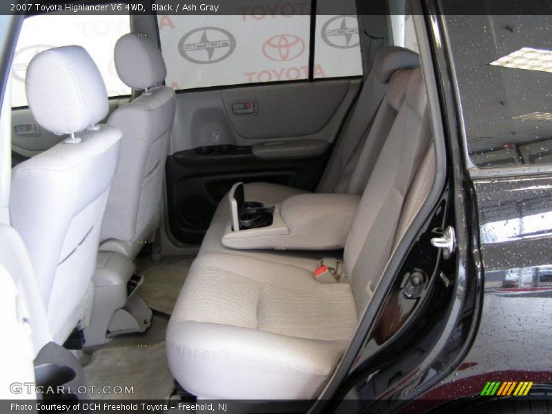Black / Ash Gray 2007 Toyota Highlander V6 4WD