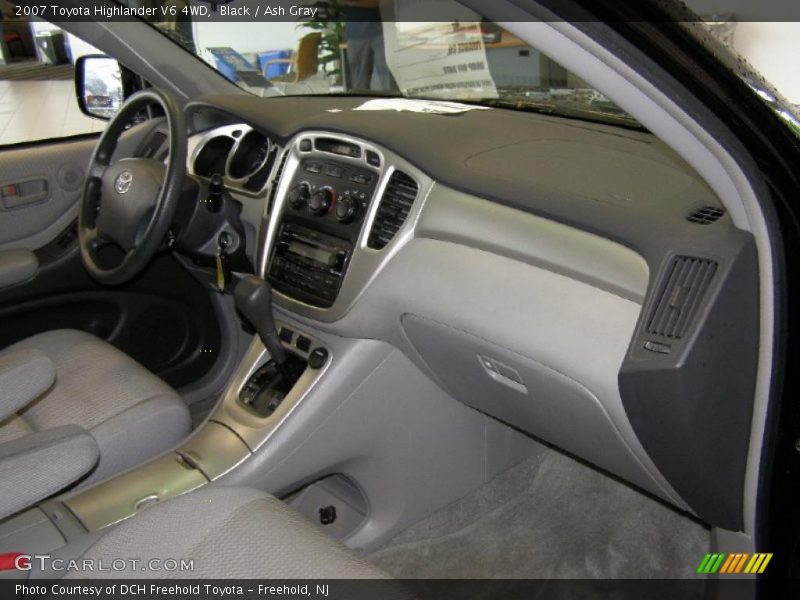 Black / Ash Gray 2007 Toyota Highlander V6 4WD