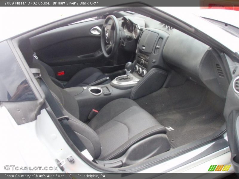 Brilliant Silver / Black Cloth 2009 Nissan 370Z Coupe