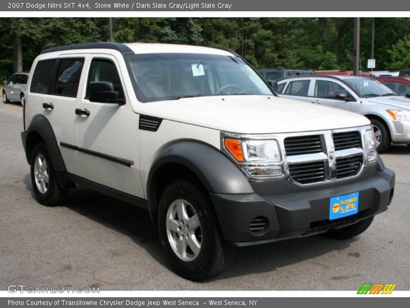 Stone White / Dark Slate Gray/Light Slate Gray 2007 Dodge Nitro SXT 4x4