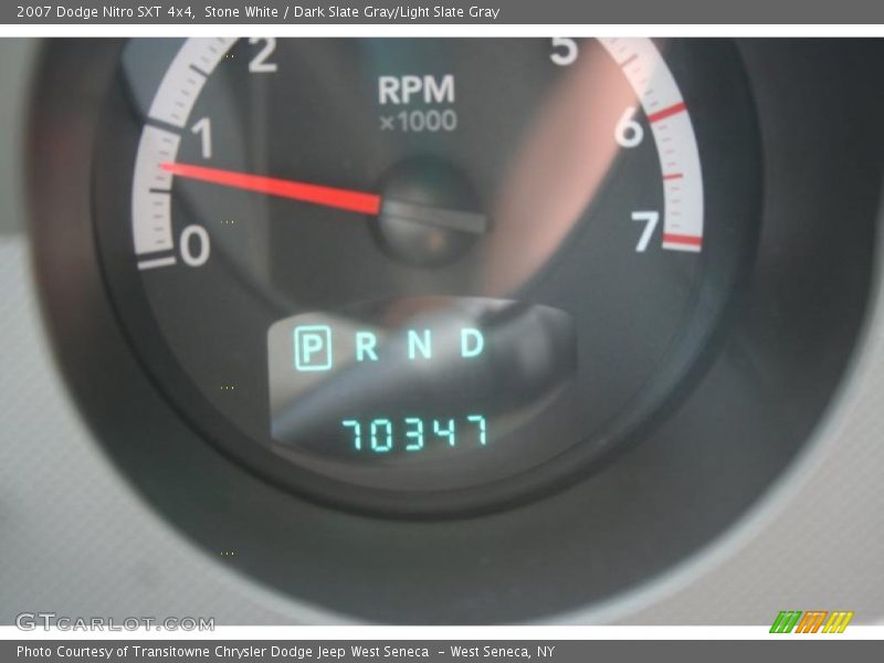 Stone White / Dark Slate Gray/Light Slate Gray 2007 Dodge Nitro SXT 4x4